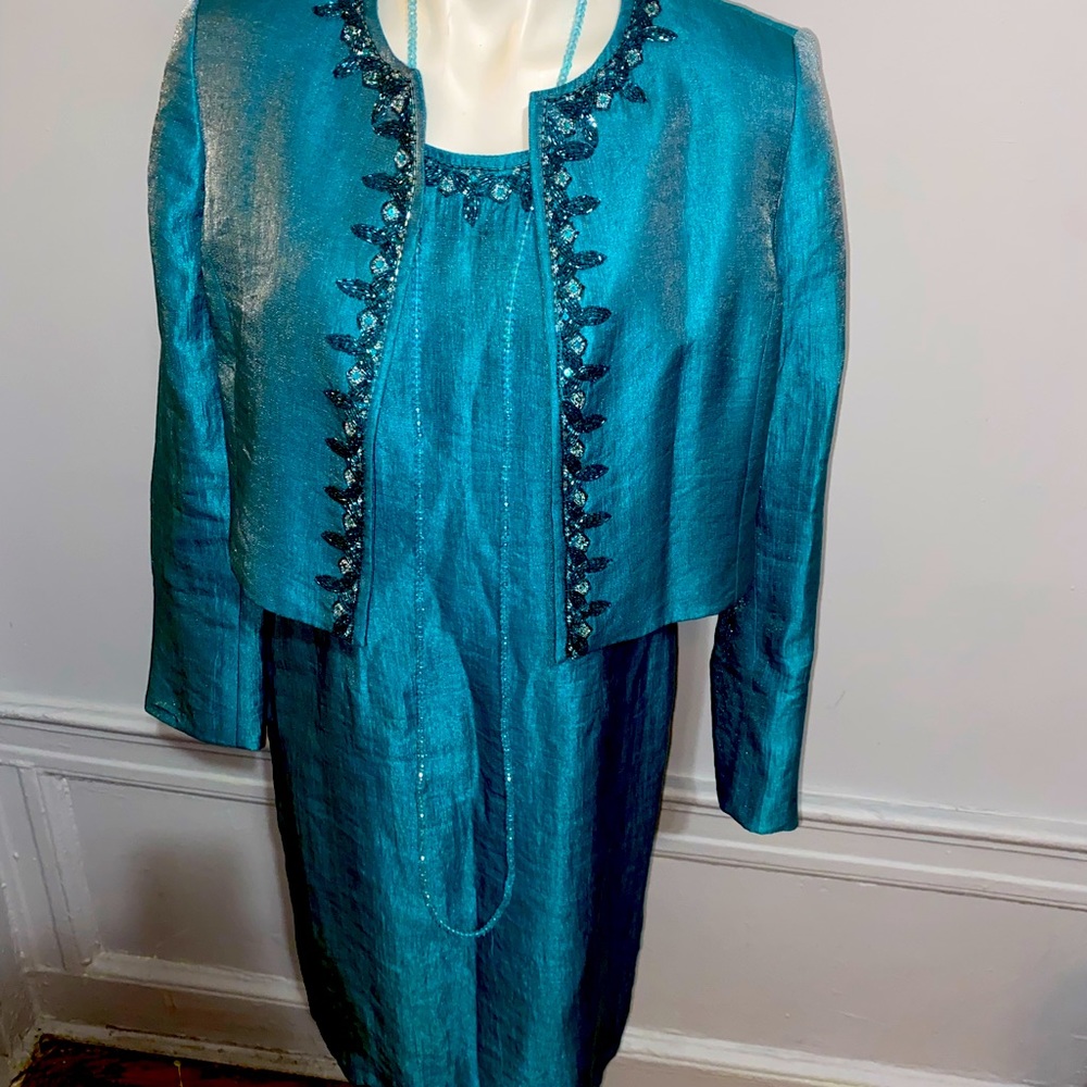 Kasper Suit